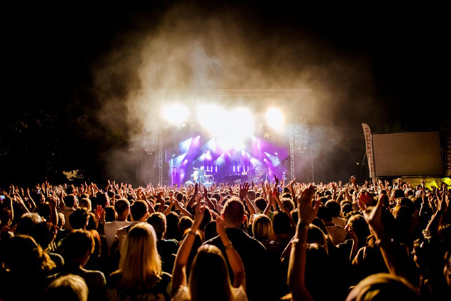 Scène de Tohu-Bohu Festival